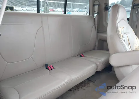 1998 Ford F-150 Lariat/Xl/Xlt z USA, uszkodzony, nr VIN 2FTRX08L2WCA53527